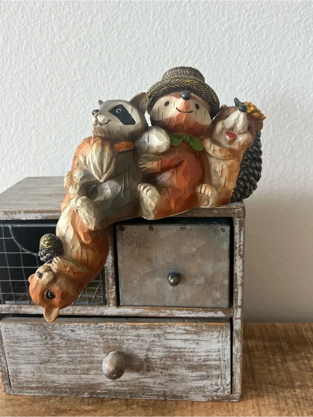 New Decorative Farmhouse Fall Critters
